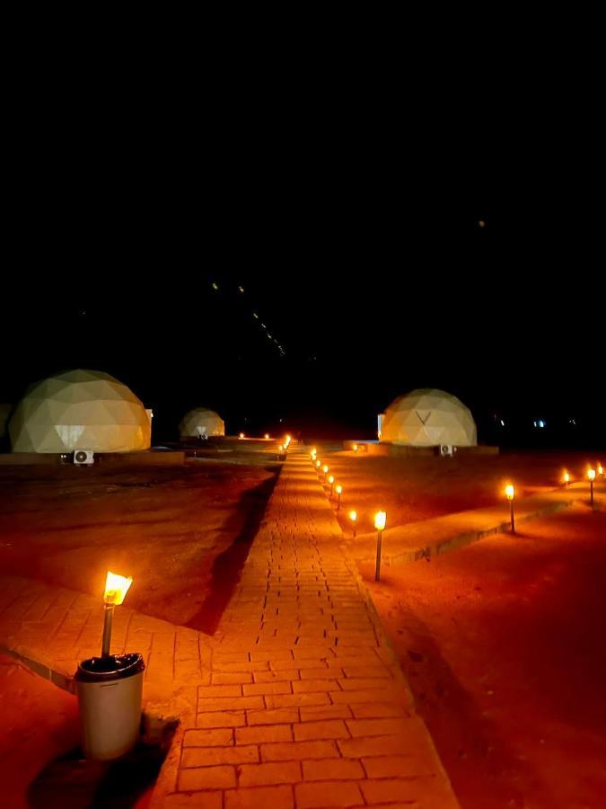 Hotel Amanda Luxury Camp à Wadi Rum Extérieur photo