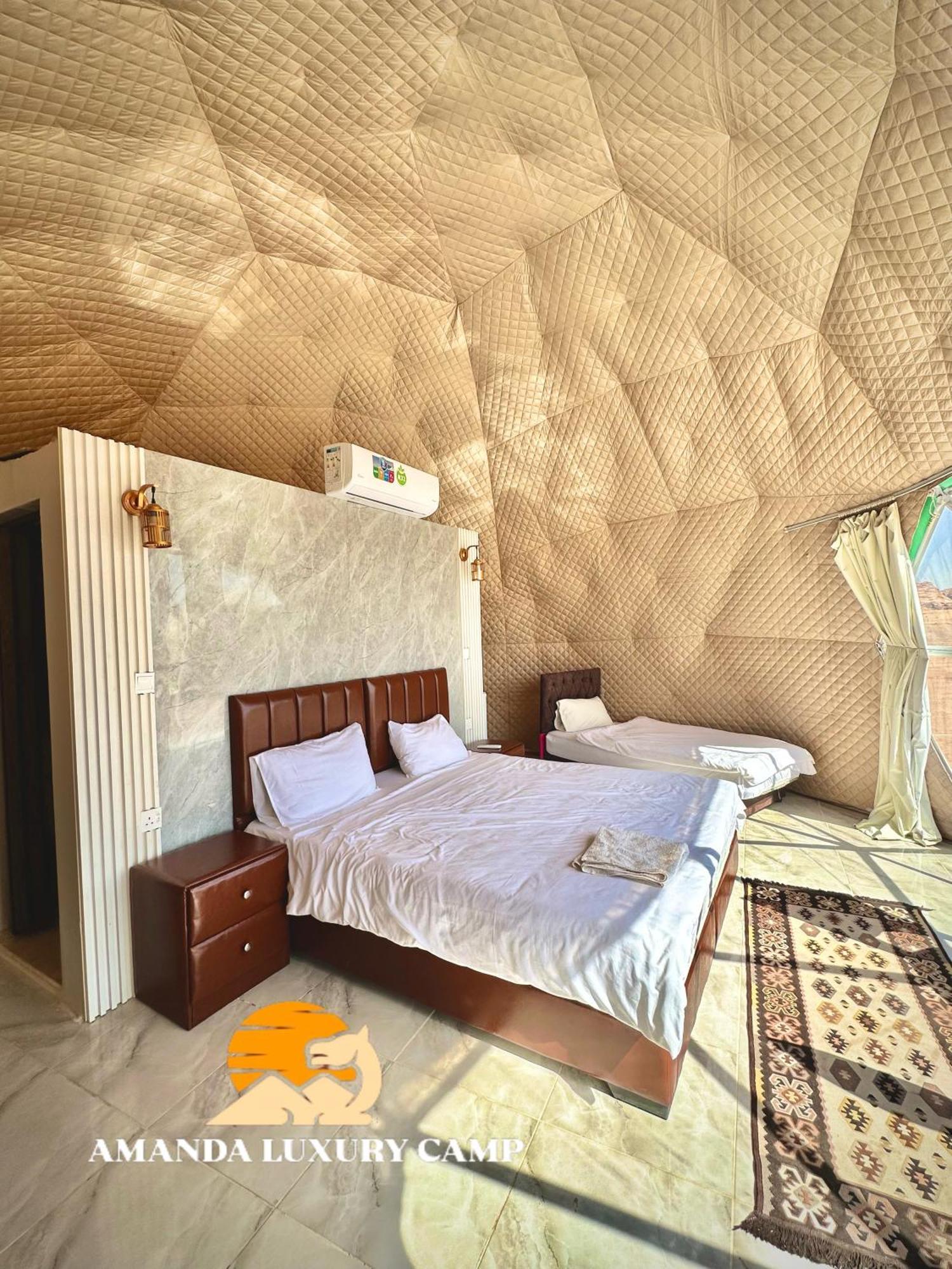 Hotel Amanda Luxury Camp à Wadi Rum Extérieur photo