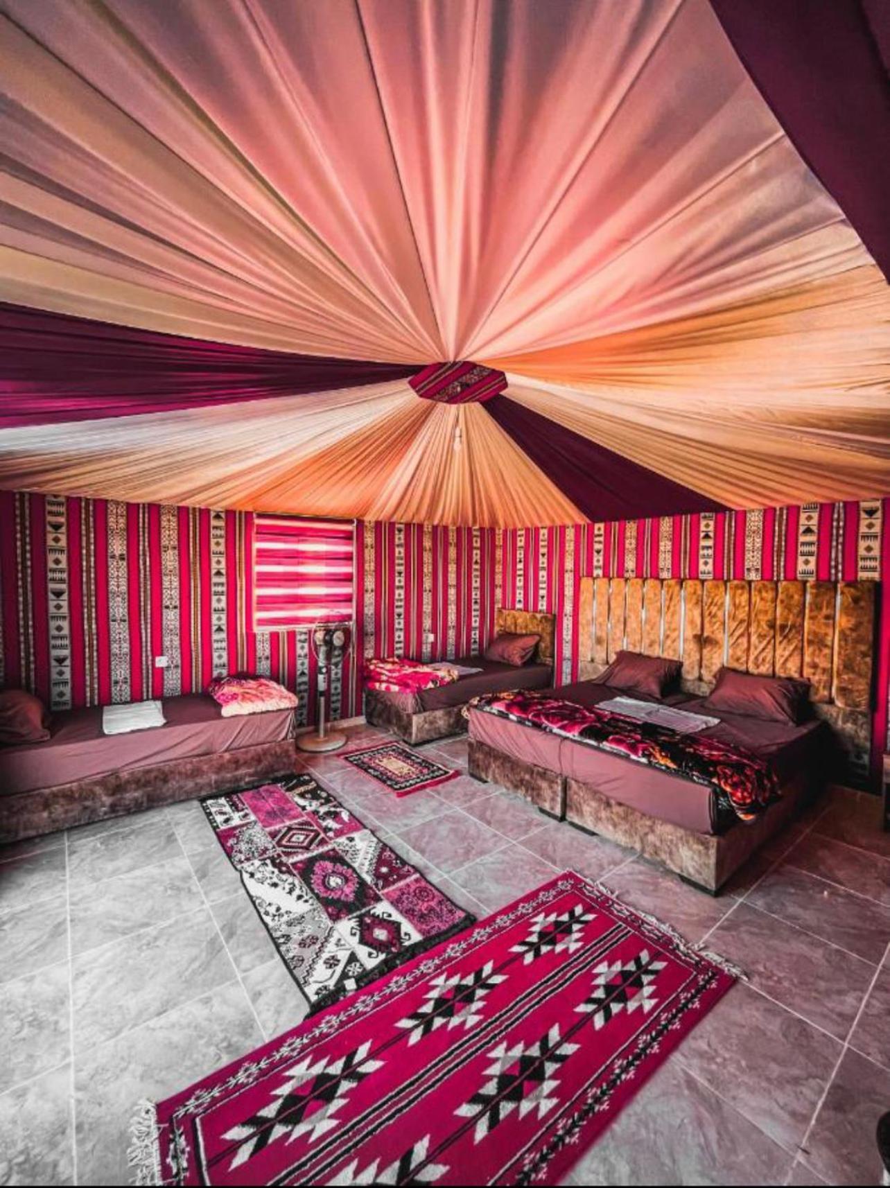 Hotel Amanda Luxury Camp à Wadi Rum Extérieur photo
