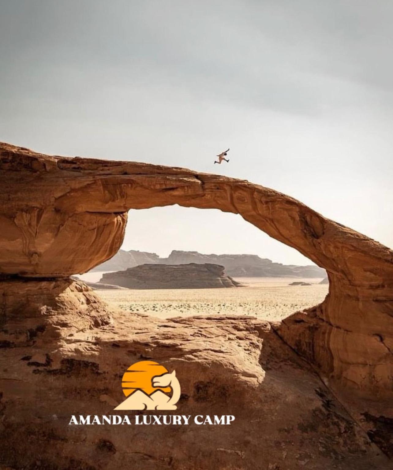 Hotel Amanda Luxury Camp à Wadi Rum Extérieur photo